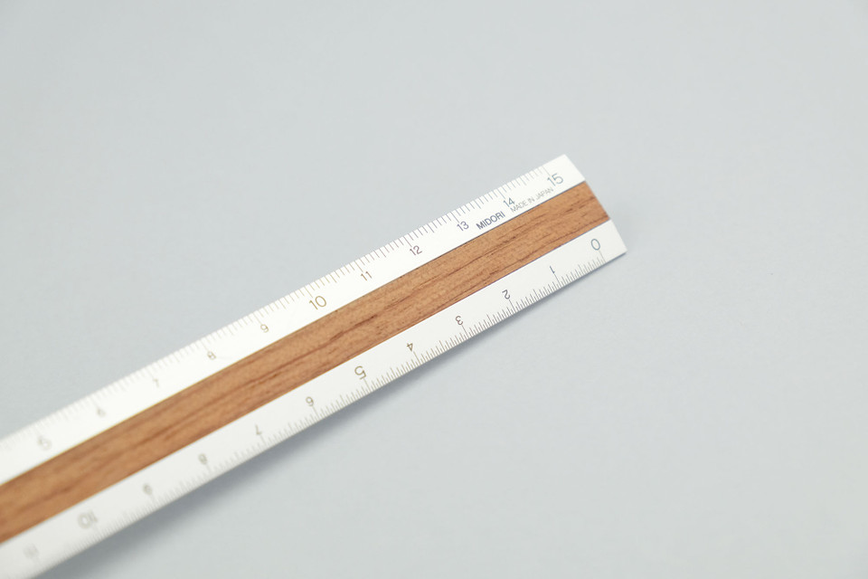 Règle en aluminium et bois foncé 15cm - Midori
